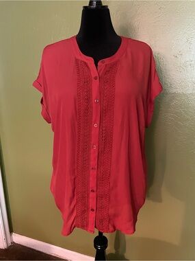 Women's Rust Short-Sleeve Button-Down Blouse with Lace Trim